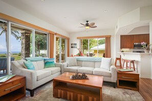 Kumulani | Living area