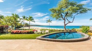 Condo Deluxe, 4 chambres, balcon, vue sur la plage | Vue sur la plage ou l’océan