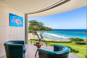 Deluxe Studio, Balcony, Beach View | Terrace/patio