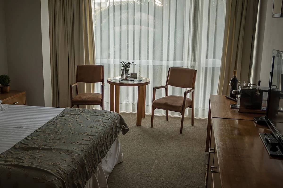 Chambre Double Standard, 1 lit double | Minibar, bureau, chambres insonorisées, Wi-Fi gratuit