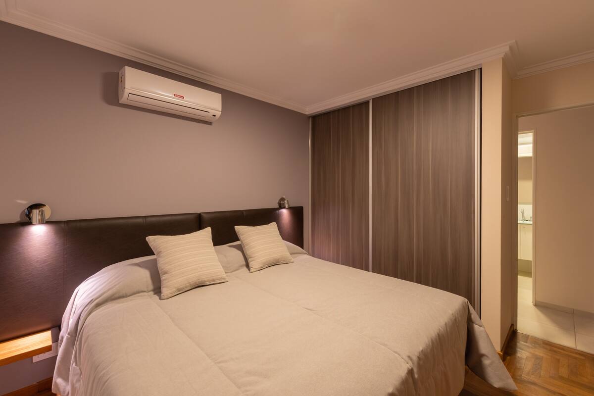 1 habitación y caja de seguridad en la habitación 
