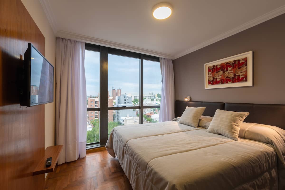 Departamento estándar, balcón | 1 habitación y caja de seguridad en la habitación