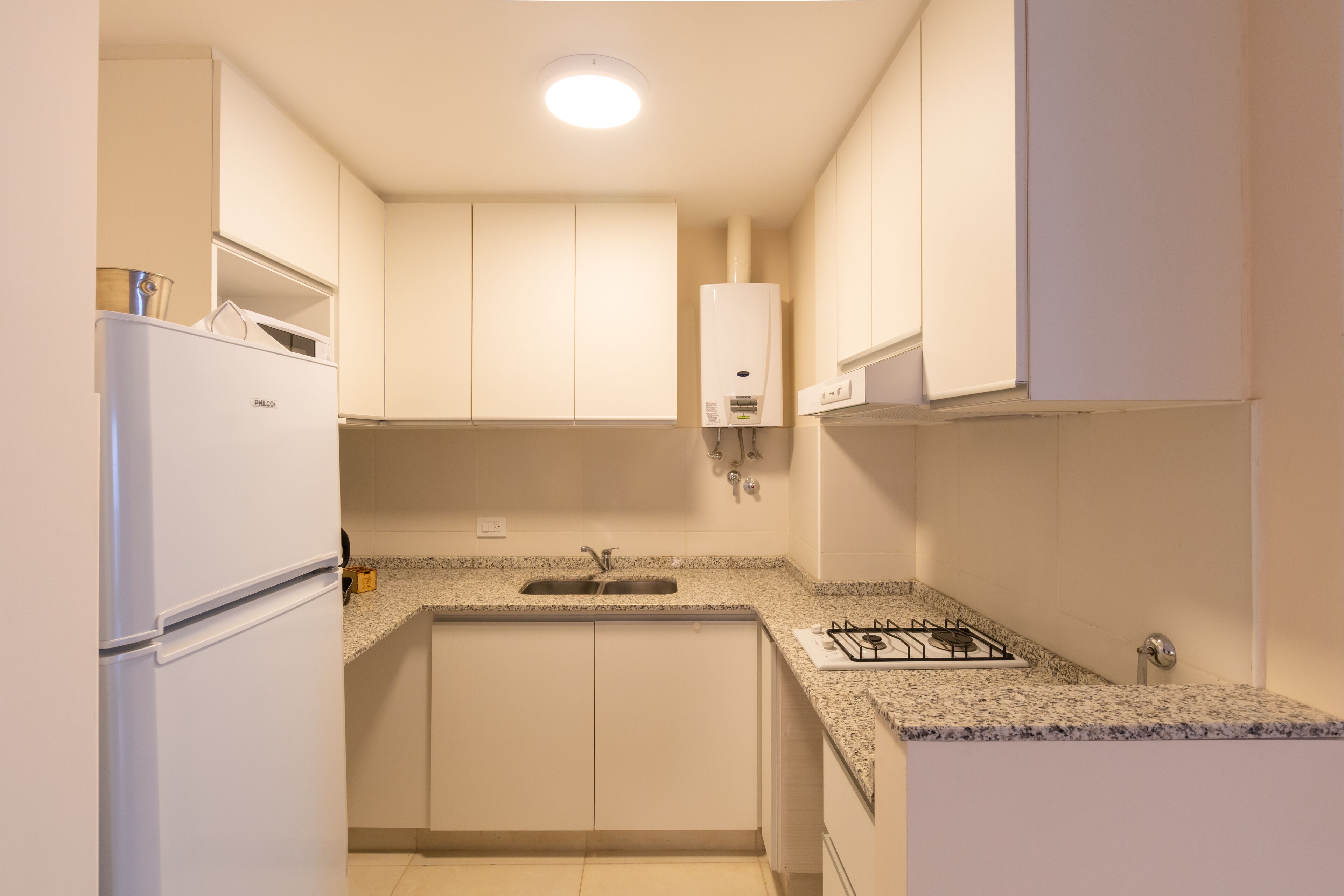 标准公寓, 阳台 | 客厅 | 平板电视