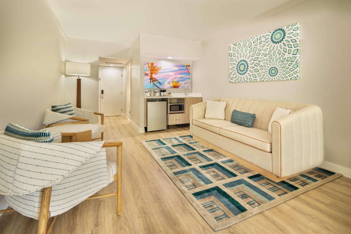 1 bedroom, hypo-allergenic bedding, in-room safe, desk