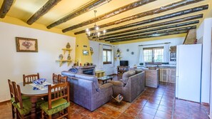 Interior - Las Gallinas Órgiva by Ruralidays (Granada)