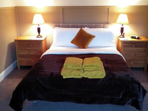 3 chambres, Wi-Fi gratuit, draps fournis