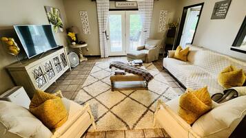 Smart TV, DVD player, books