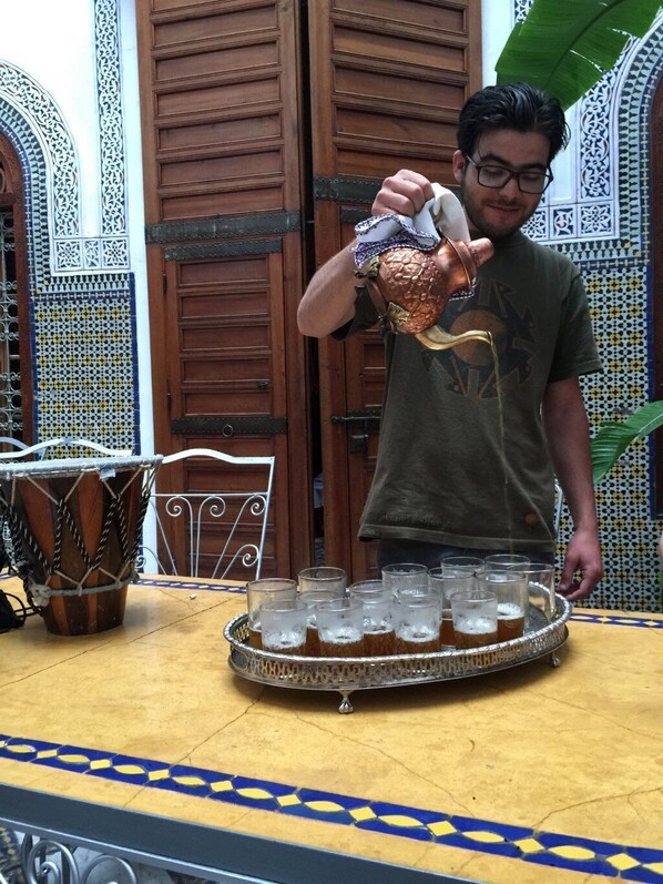 Dining - Riad saada a small palace with staff, that for you, from 2 to 12 people... (Fes)