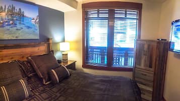 1 chambre, fer et planche Ă  repasser, Wi-Fi gratuit, draps fournis