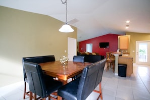 Dining - 4/2 BRAND NEW EVERYTHING! Close to GOLF, BEACHES, METS STADIUM! (Port St. Lucie)