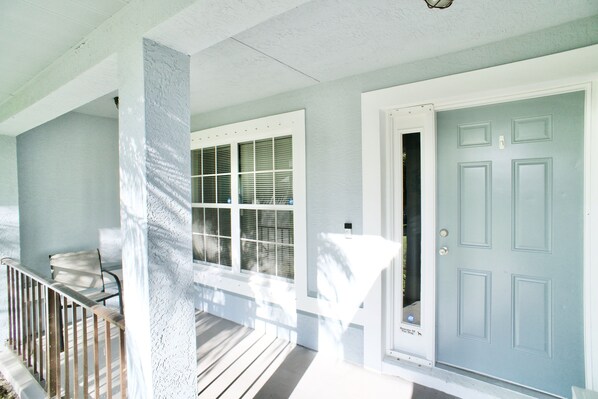 Exterior detail - 4/2 BRAND NEW EVERYTHING! Close to GOLF, BEACHES, METS STADIUM! (Port St. Lucie)