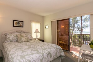 2 bedrooms, iron/ironing board, Internet, bed sheets
