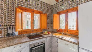 Refrigerador, microondas, parrilla de estufa y lavavajillas 