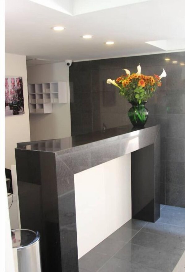 Lobby - Premium Suite #19-Beautiful & Modern Apartments building in Usaquen (Bogota)