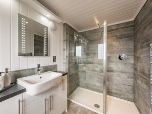 Towels - 2 bedroom accommodation in Keltyneyburn, near Aberfeldy (Keltyneyburn, near Aberfeldy)