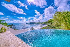 Outdoor pool - 6 bedroom house on the surf beach Remanso! Introductory rates  (San Juan del Sur)