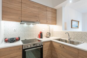 冰箱、烤箱、炉灶、茶具/咖啡用具