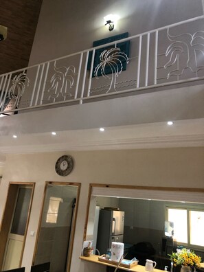 Interior - Authentic Villa-case: the Gorean (Saly)