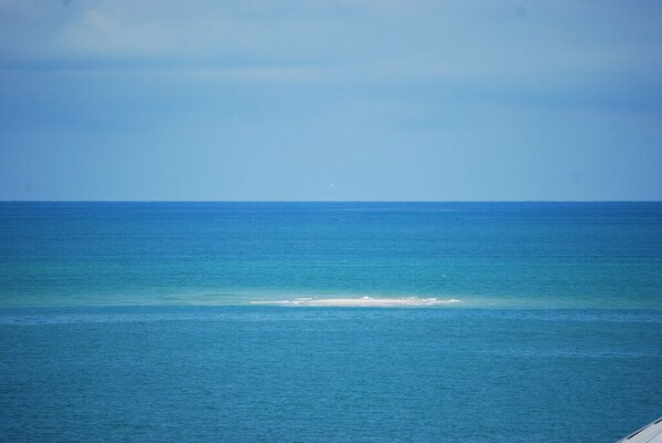 Beach nearby, beach towels