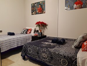 Individually decorated, iron/ironing board, free WiFi, bed sheets - Alameda House (Mexico City)