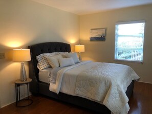 3 bedrooms, iron/ironing board, travel crib, free WiFi