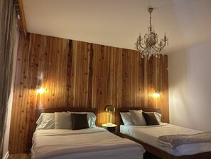 2 makuuhuonetta, silitysrauta/-lauta, Wi-Fi, vuodevaatteet