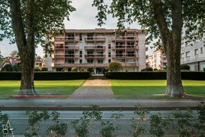 Exterior - Le Matignon - Design apartment facing Lake Annecy (Annecy)