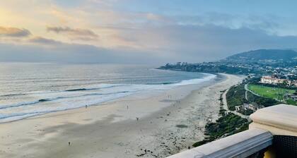 Escape to your seaside cottage retreat and tropic tranquility