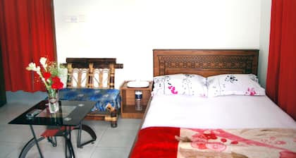 Marry House