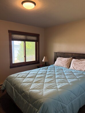 4 habitaciones, wifi gratis y ropa de cama