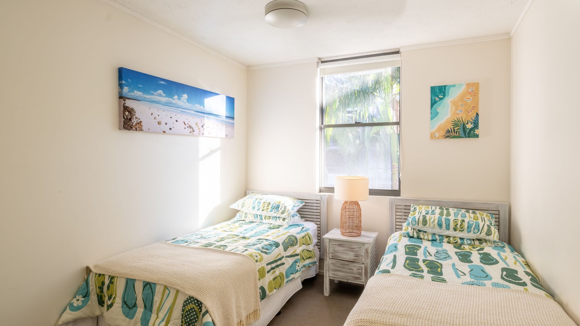 2 bedrooms