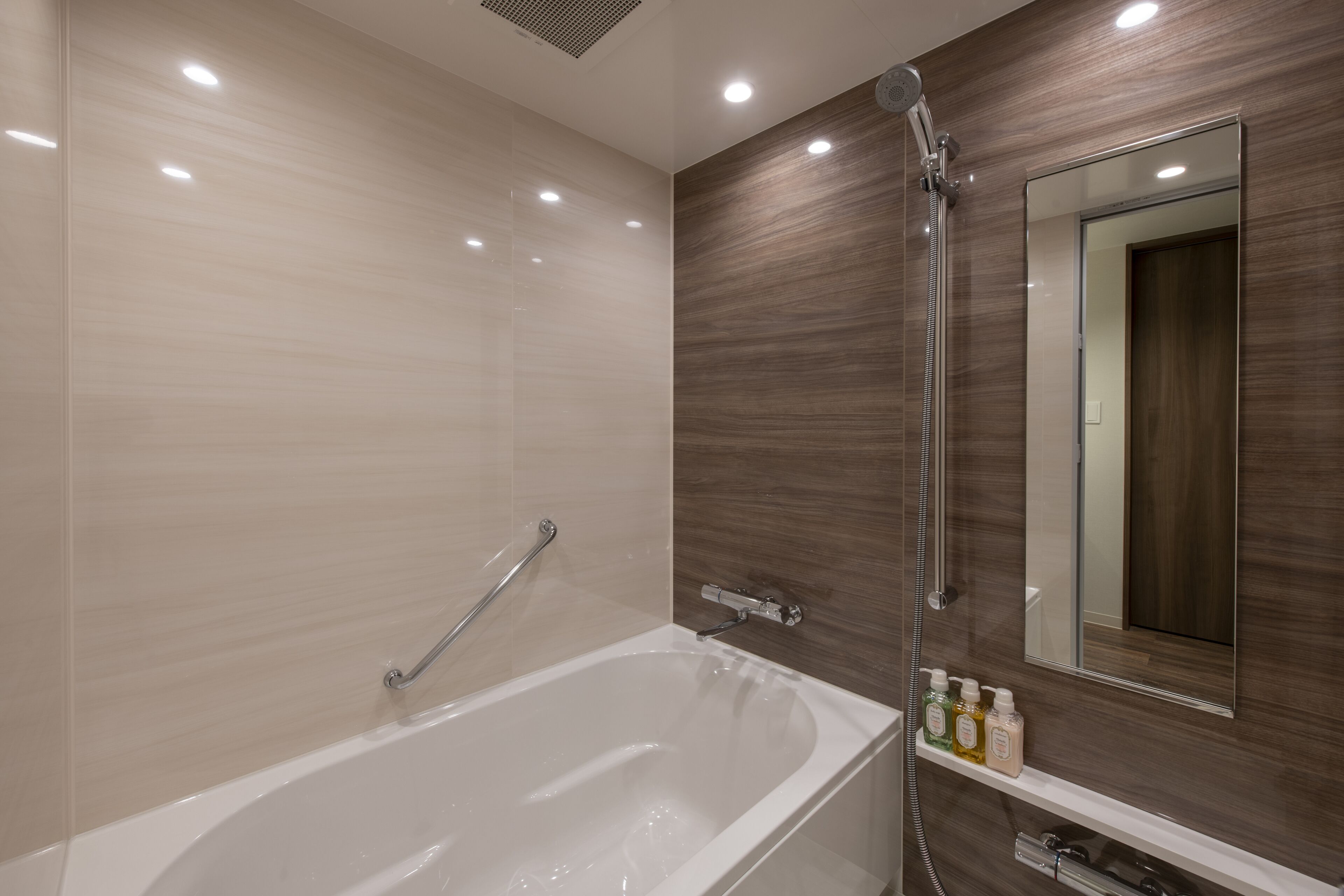 free toiletries, hair dryer, slippers, bidet