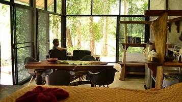 Deluxe Bungalow, 1 Bedroom, Private Bathroom, River View | Living room