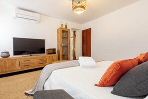 10 Schlafzimmer, Bügeleisen/Bügelbrett, kostenloses WLAN, Bettwäsche