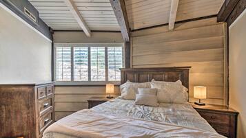 4 Schlafzimmer, Bügeleisen/Bügelbrett, Internetzugang, Bettwäsche