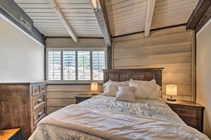 4 Schlafzimmer, Bügeleisen/Bügelbrett, Internetzugang, Bettwäsche