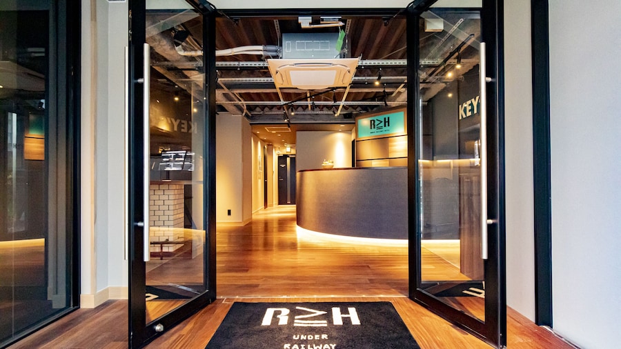 UNDER RAILWAY HOTEL AKIHABARA