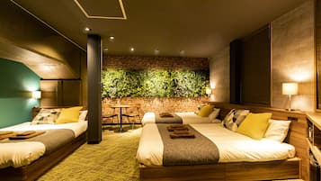 Family Room (L) | In-room safe, free WiFi, bed sheets