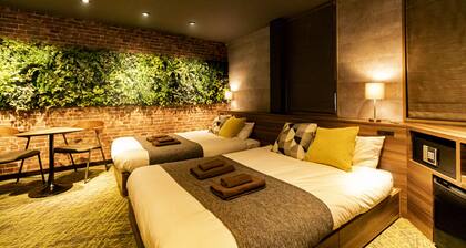 UNDER RAILWAY HOTEL AKIHABARA