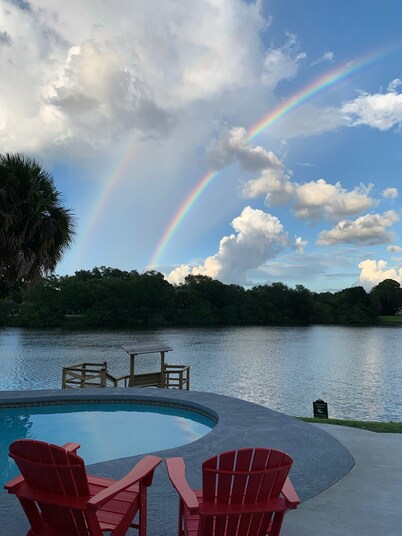 Beautiful Lakefront Retreat with Heated Pool and Dock - Near Tampa & Beaches