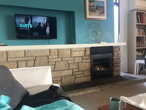 TV, Netflix, streaming services