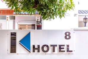 Exterior detail - K Hotel 8 (Singapore)