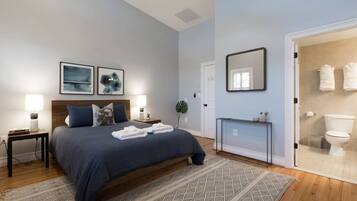 3 bedrooms, in-room safe, iron/ironing board, free WiFi