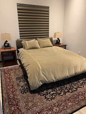 3 quartos, ferros/tábuas de passar roupa, Wi-Fi, roupa de cama
