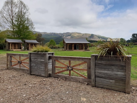 Property entrance. Mohaka River Farm - Campsite