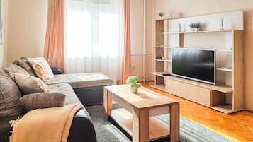 Télévision à écran plat