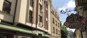 Hoo Hoo-lejlighed, 150 m til det centrale torv