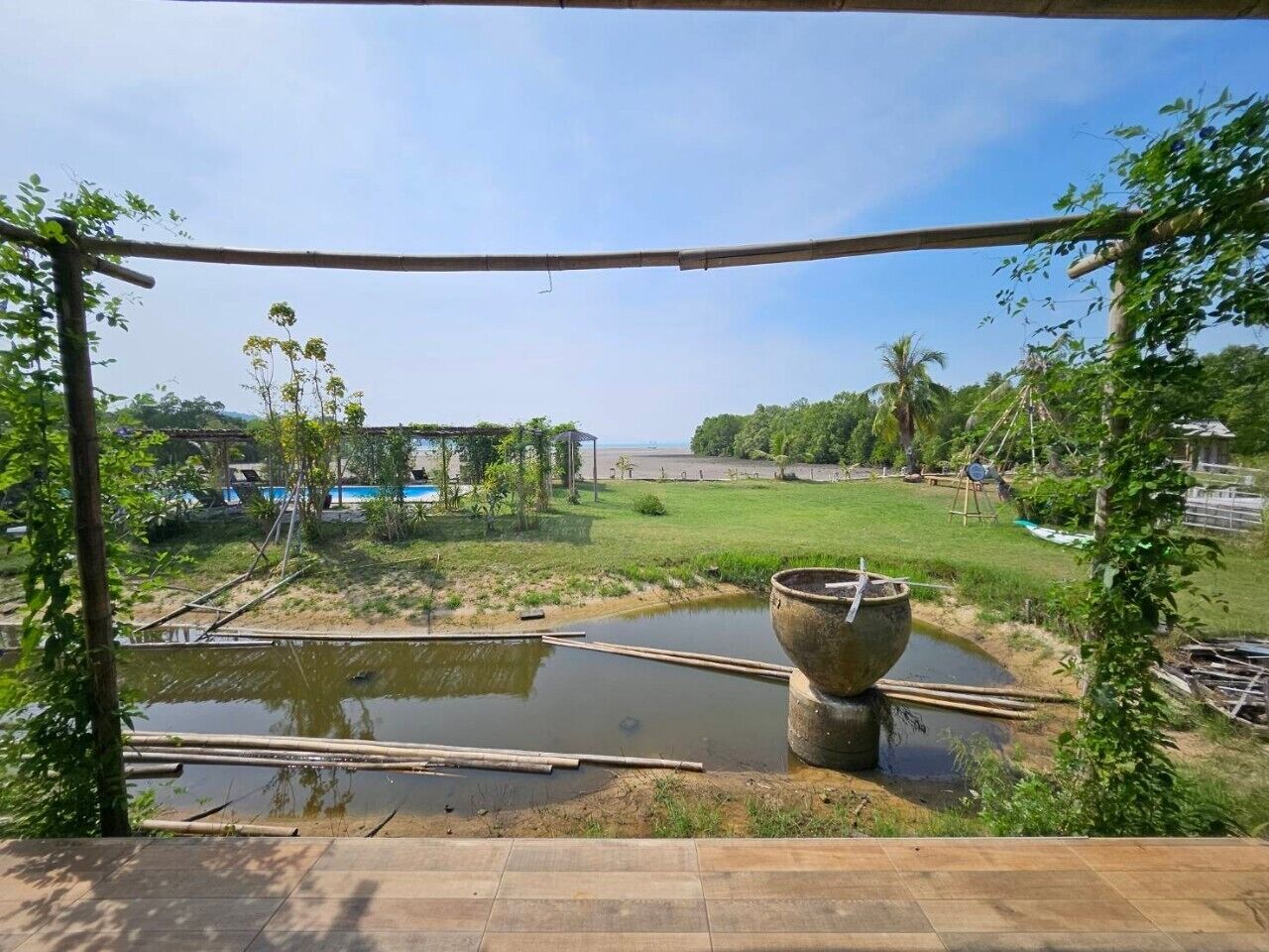 Grand studio suite | Uitzicht op strand/zee