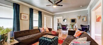 Boho Bungalow-walk to Plaza District