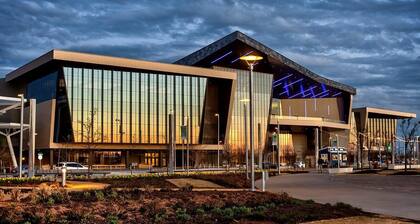 Boho Bungalow-kävelymatkan päässä Plaza District, voi nukkua 8